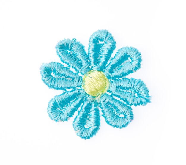 haftowany kwiat w zbliżeniu